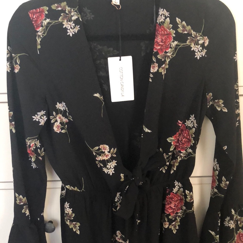 NWT Cotton Candy LA Black Floral Front tie Romper - Picture 5 of 6